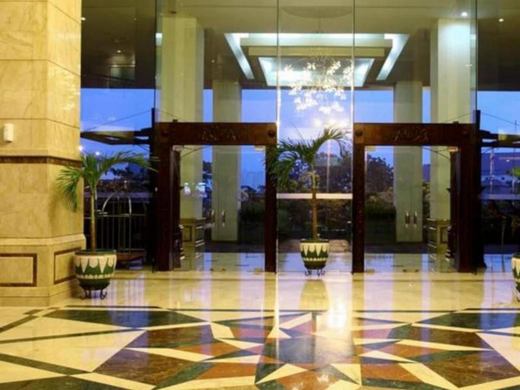 Hotel Grand Cempaka Jakarta Bagian luar foto