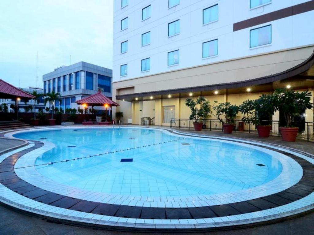 Hotel Grand Cempaka Jakarta Bagian luar foto