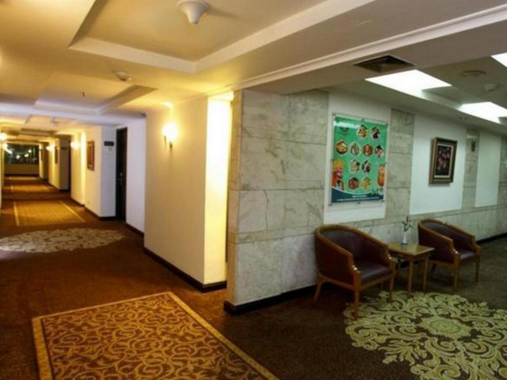 Hotel Grand Cempaka Jakarta Bagian luar foto